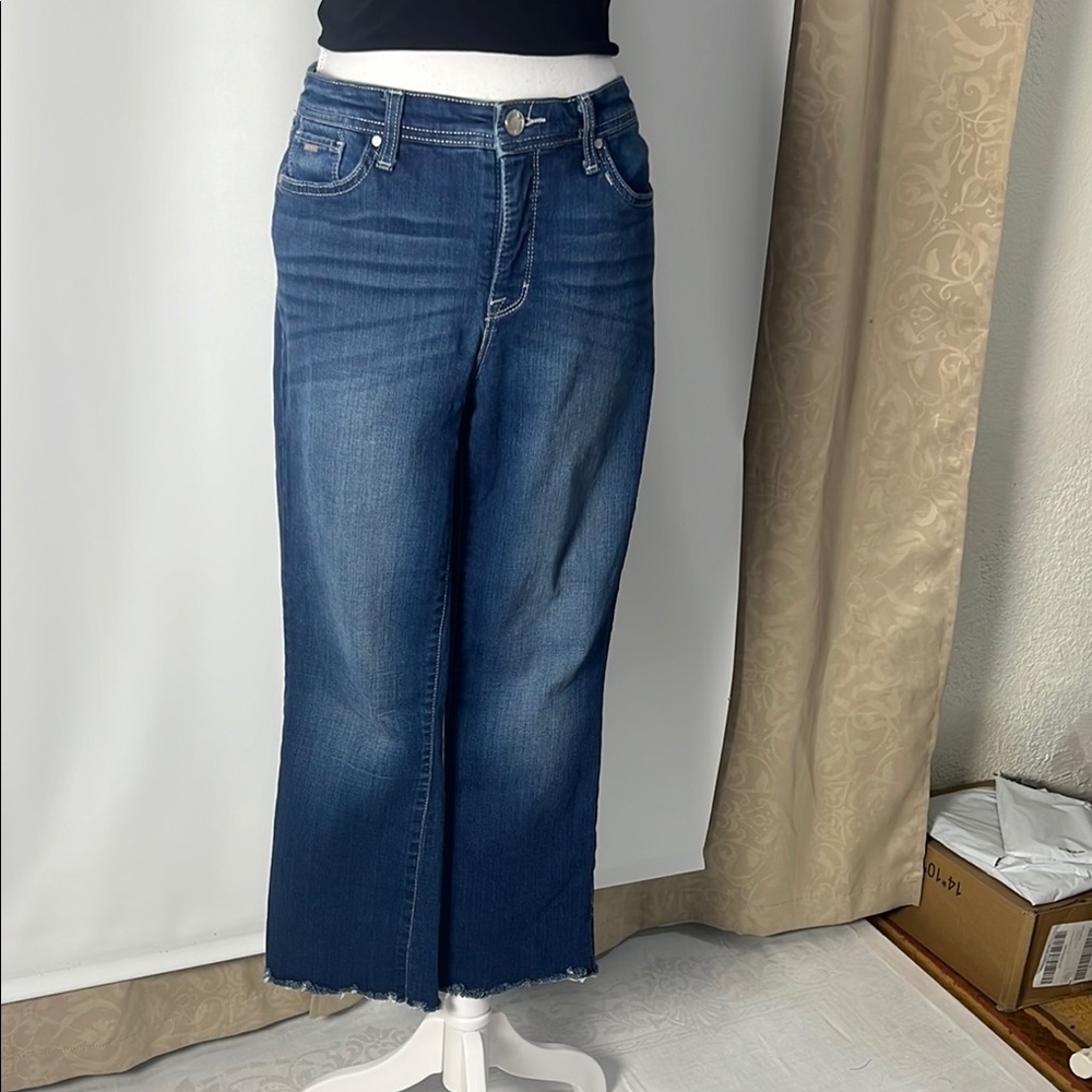 Nine West Blue Flare Wide-Leg Jeans with Raw Hem